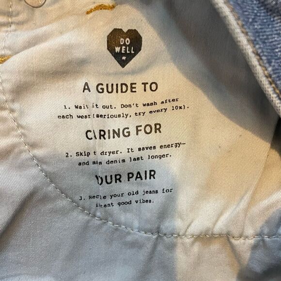 Madewell - The Mom Jean - Picture 9 of 11